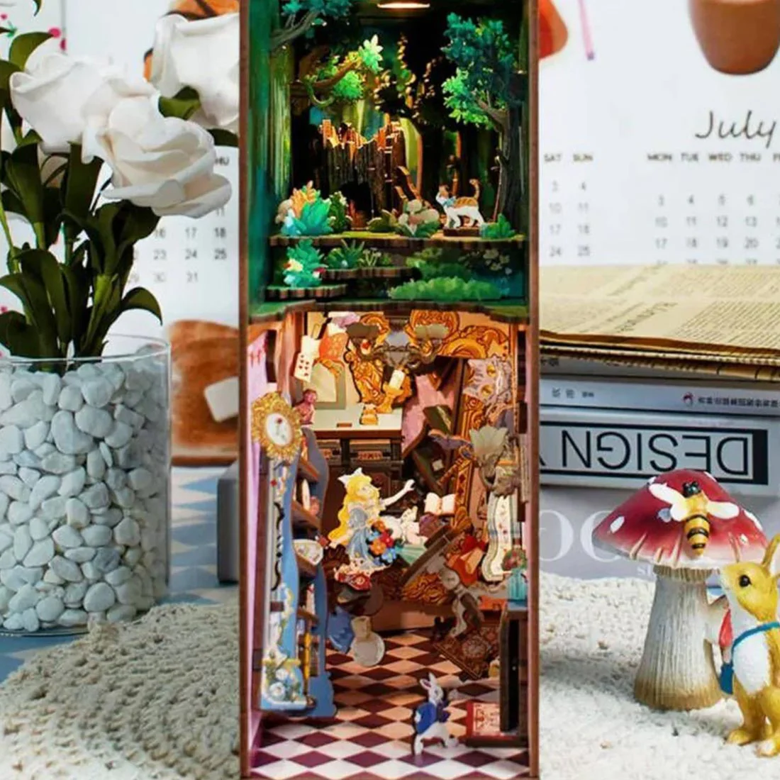 Alice in Wonderland Wooden Puzzle Book Nook Kit - Image 4