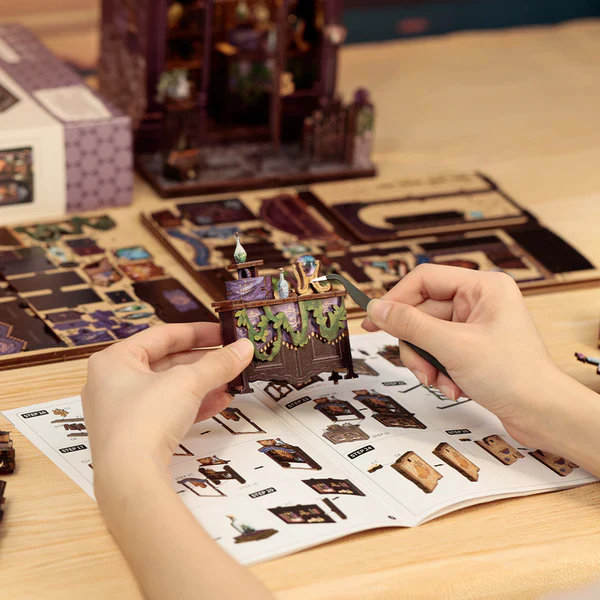 Astrology Bookshop – DIY Miniature Book Nook Kit - Image 9