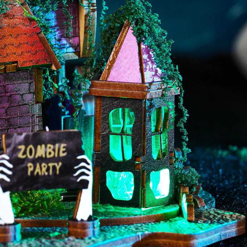 Halloween Night – Mini House book nook Kit - Image 4