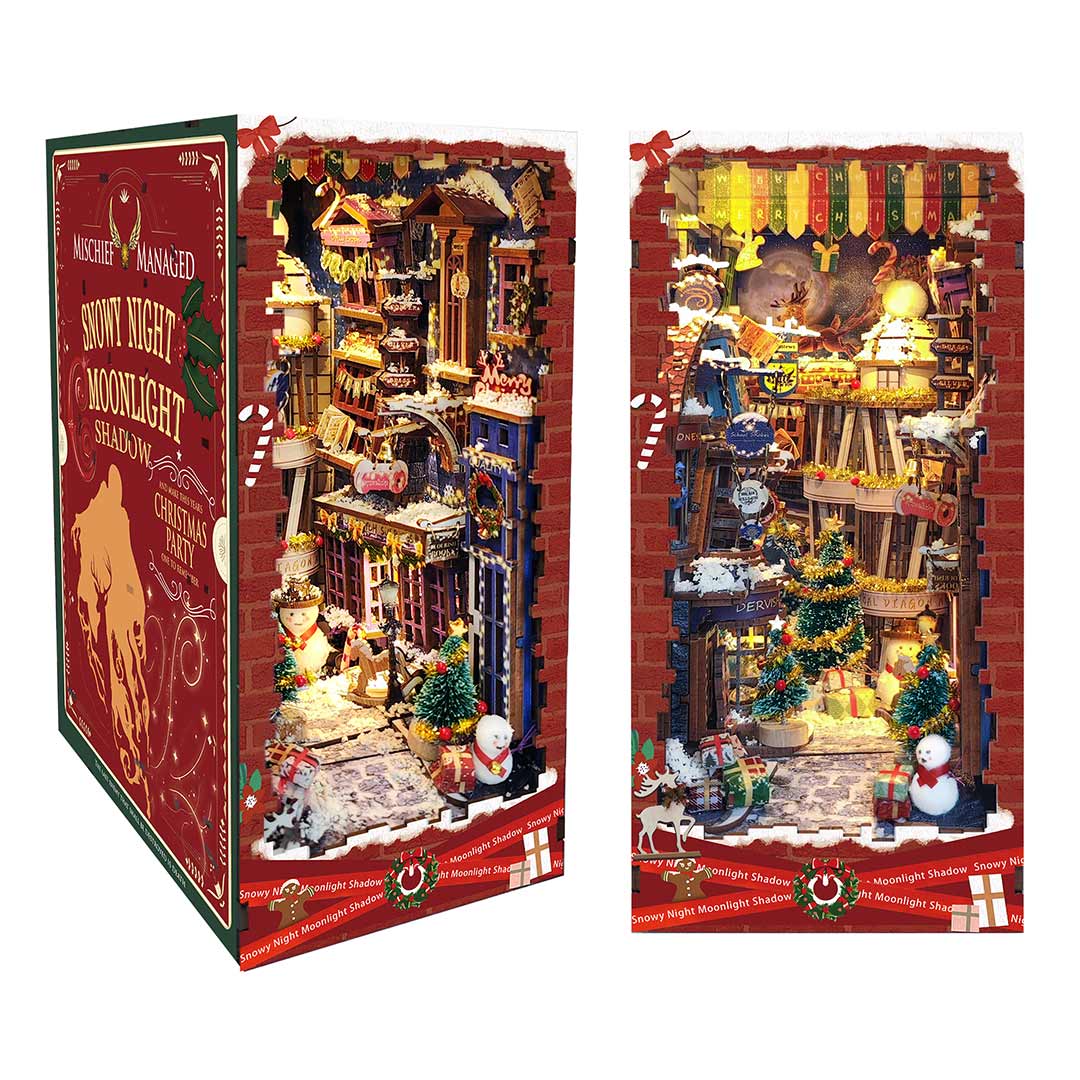 Merry Christmas Diagon Alley DIY Book Nook Shelf - Image 3