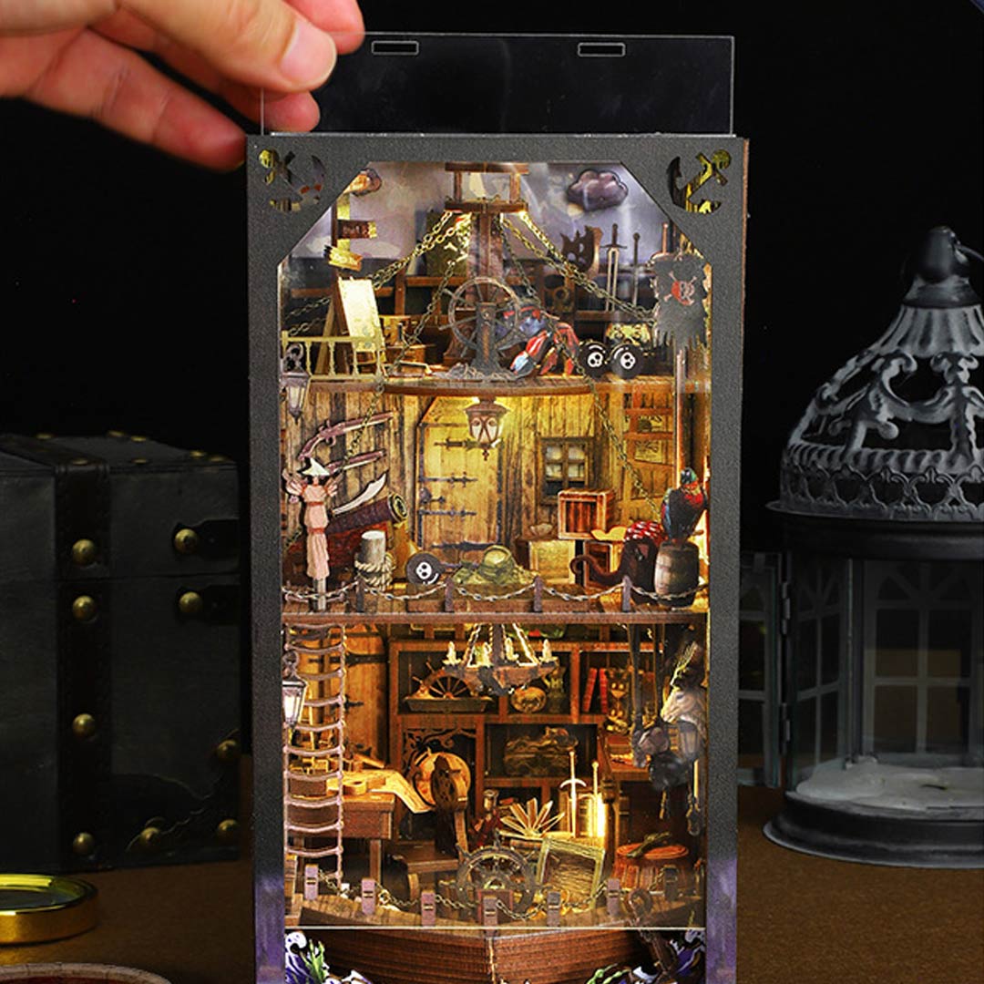 Piracy in Somalia DIY Book Nook Bookshelf Insert - Image 15