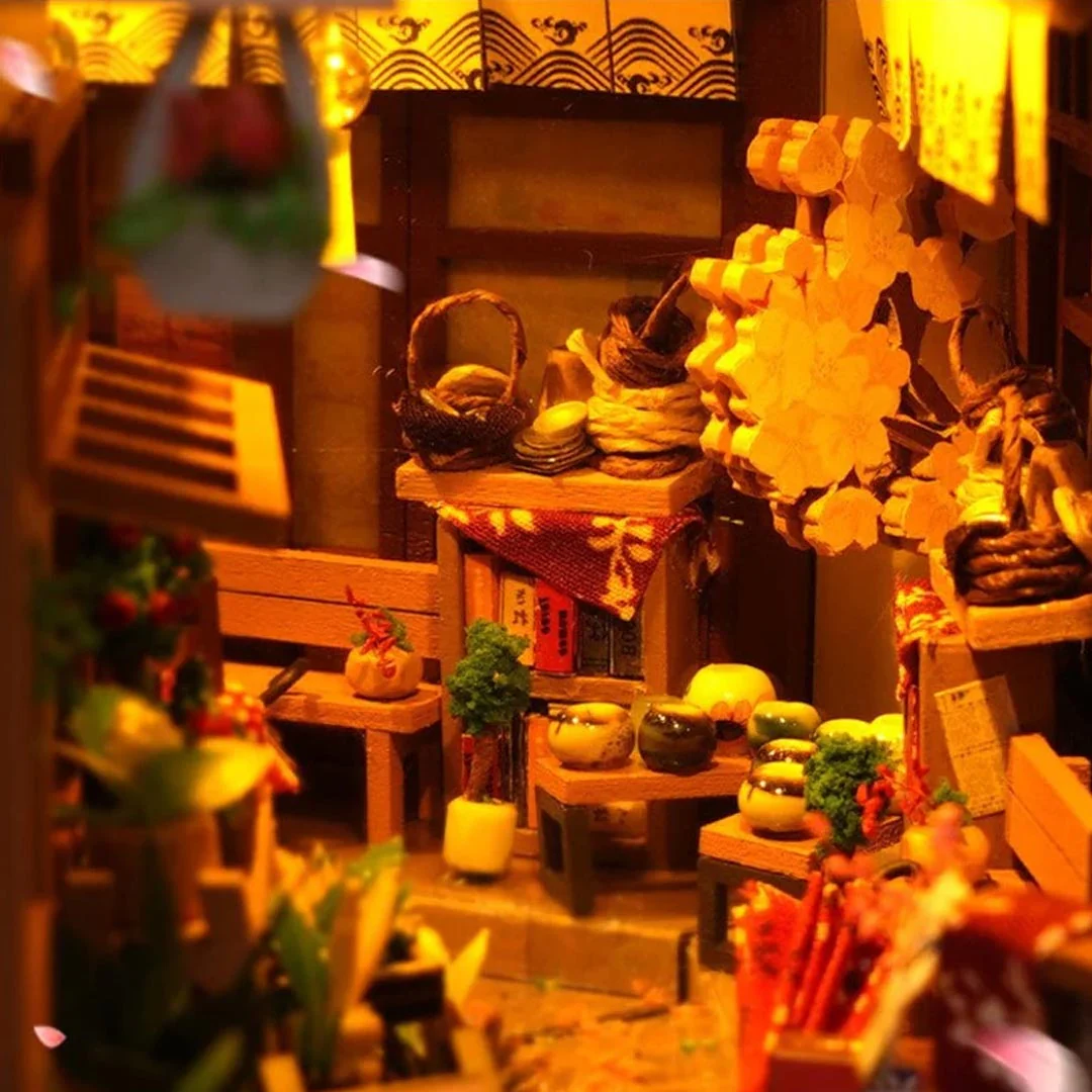 Rainbow Lane DIY Crafts Book Nook - Image 11